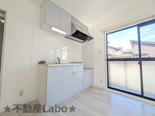 フレグランスこかわAのキッチン