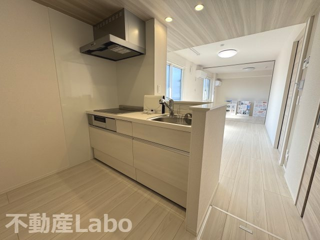 徳島市問屋町のアパートのキッチン