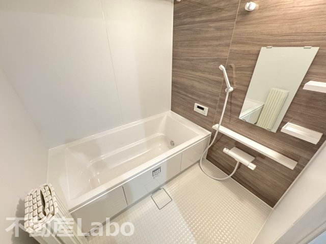 徳島市問屋町のアパートの浴室