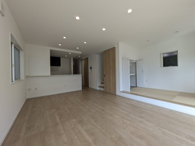 【居間・リビング】