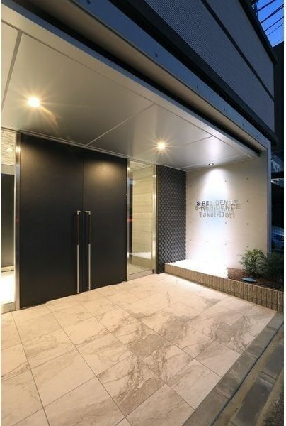 S-RESIDENCE東海通のエントランス