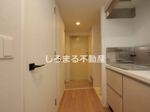 コンフォリア・リヴ大阪本町の玄関