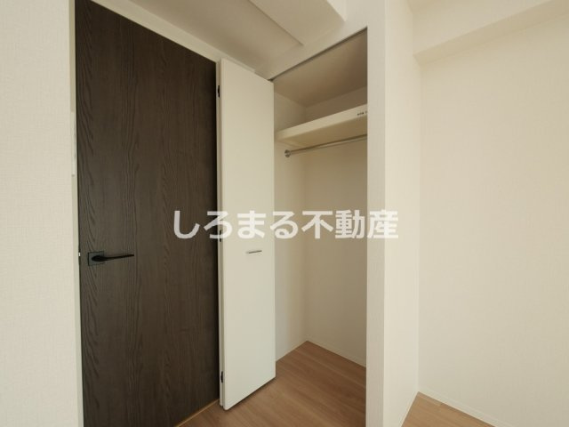 コンフォリア・リヴ大阪本町の収納