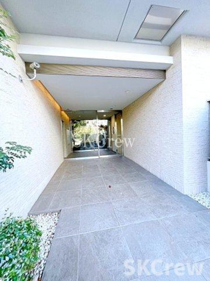 【エントランス】 | ビイルーム中野