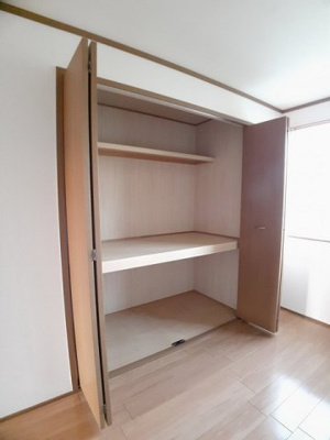 【収納】 | コモド・カーサたなかⅡ | たっぷりとした収納スペースです
