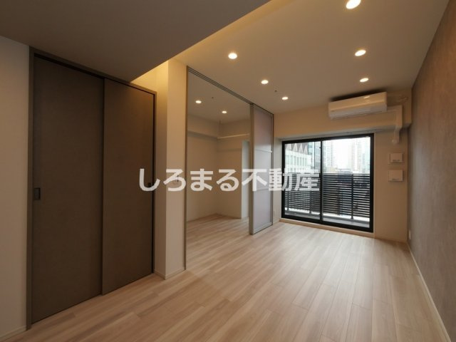 コンフォリア・リヴ北浜淡路町の居間・リビング