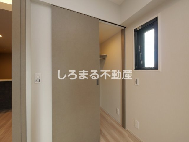 コンフォリア・リヴ北浜淡路町の収納