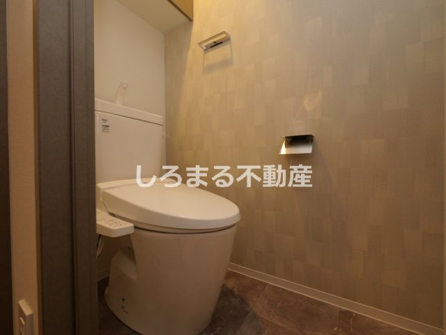 コンフォリア・リヴ北浜淡路町のトイレ