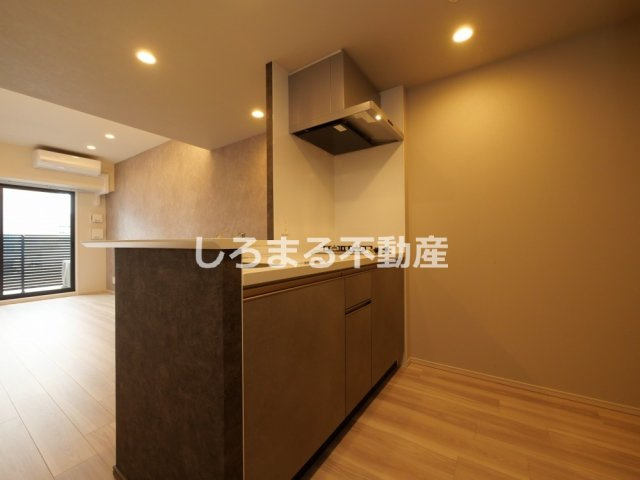 コンフォリア・リヴ北浜淡路町のキッチン