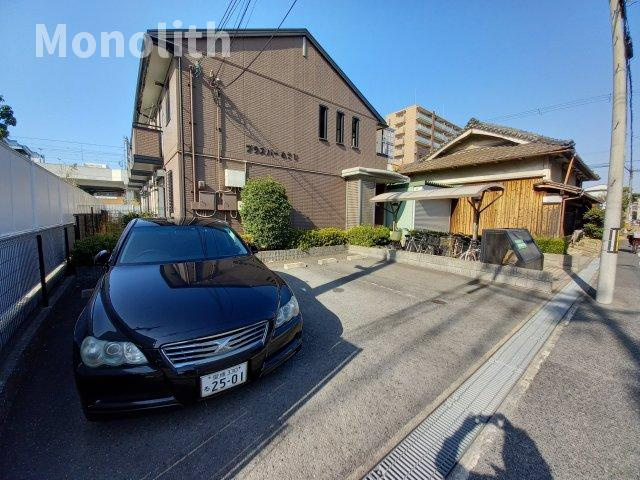 プラスパーあさひの駐車場