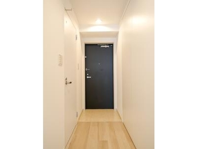 【玄関】 | プレミアステージ三田慶大前 | きれいな玄関です