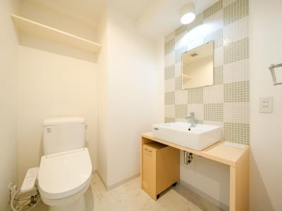 【独立洗面台】 | プレミアステージ三田慶大前 | 独立洗面台あり、毎朝おしゃれに忙しい女性の方におすすめです