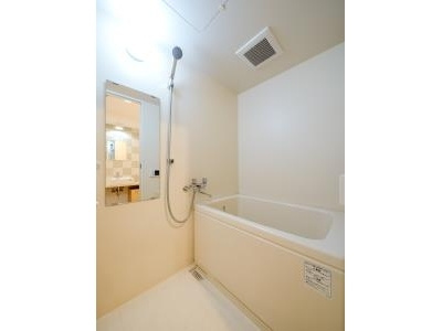 【浴室】 | プレミアステージ三田慶大前 | きれいなお風呂です