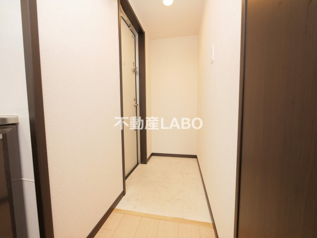 フジパレス杉本町ＷＥＳＴの玄関