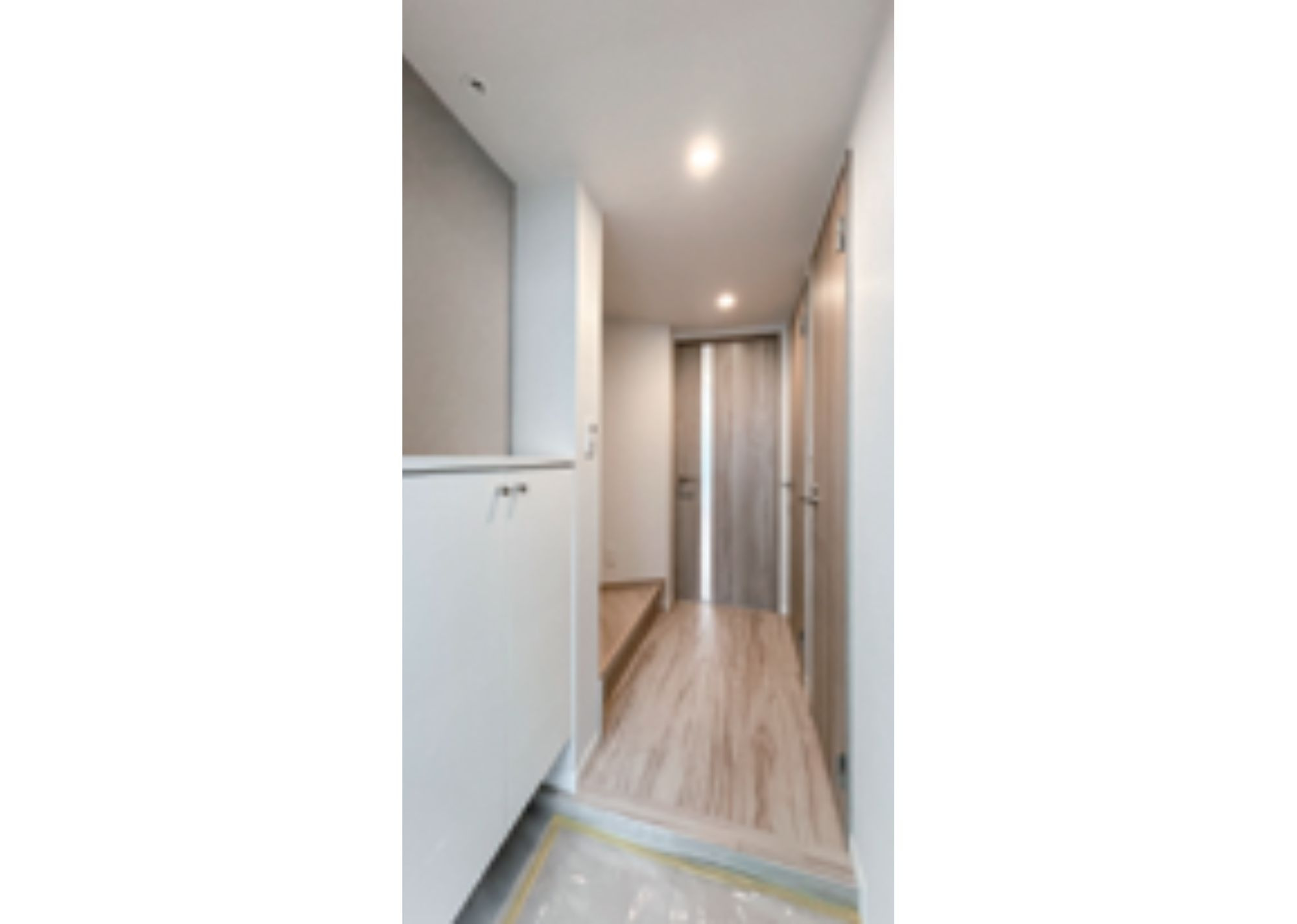 エバーグリーンパレス新宿の玄関