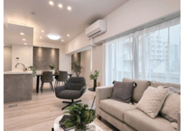 エバーグリーンパレス新宿の居間・リビング