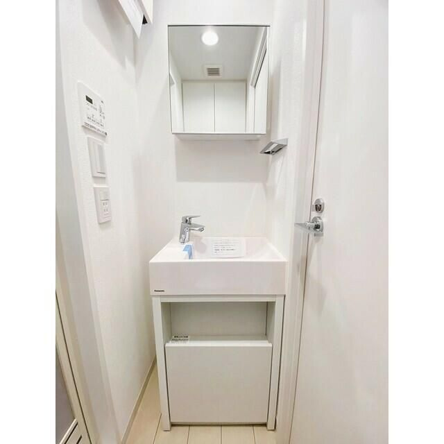 Ｂｅｖｅｒｌｙ　Ｈｏｍｅｓ　赤塚公園Ⅱの独立洗面台|☆スペシャリストなプロ賃貸師が接客対応させていただきます☆