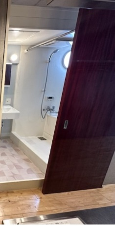 COCO　SQUARE　AYASEの浴室