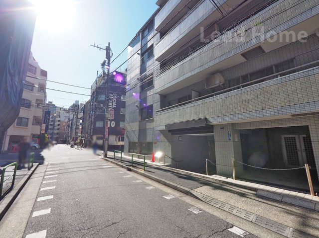 【その他】 | ＳＵＮ麻布十番 | 前面道路