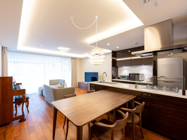 【居間・リビング】 | ロイヤルシーズン麻布永坂