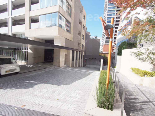 【駐車場】 | ブランズ麻布狸穴町