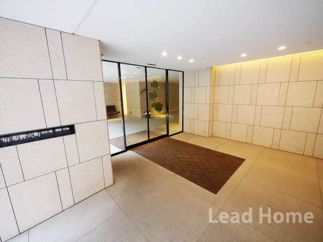 【エントランス】 | ブランズ麻布狸穴町