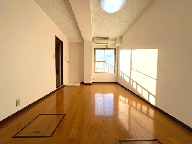 オリーブハウスⅡ の洋室