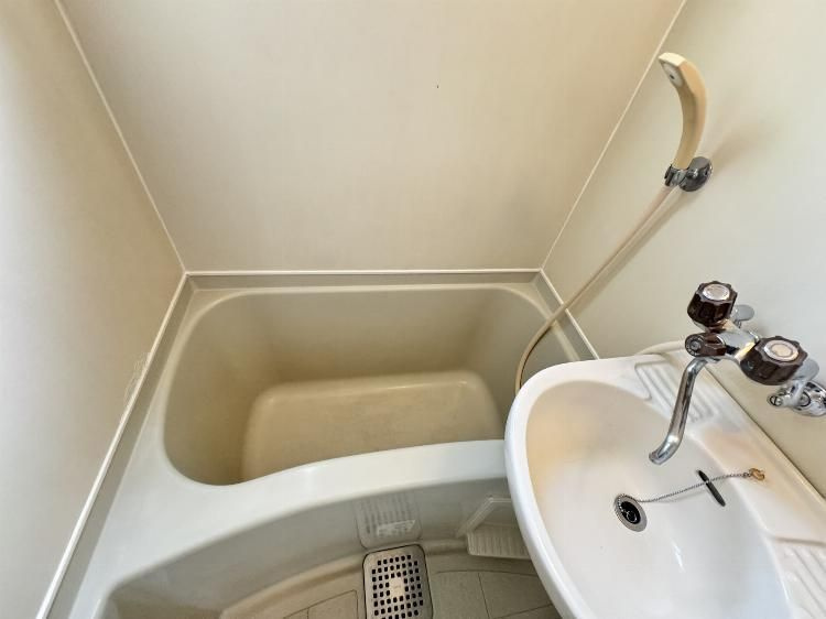 ローズアパートＦ２５番館Ａ　F-025Aの浴室