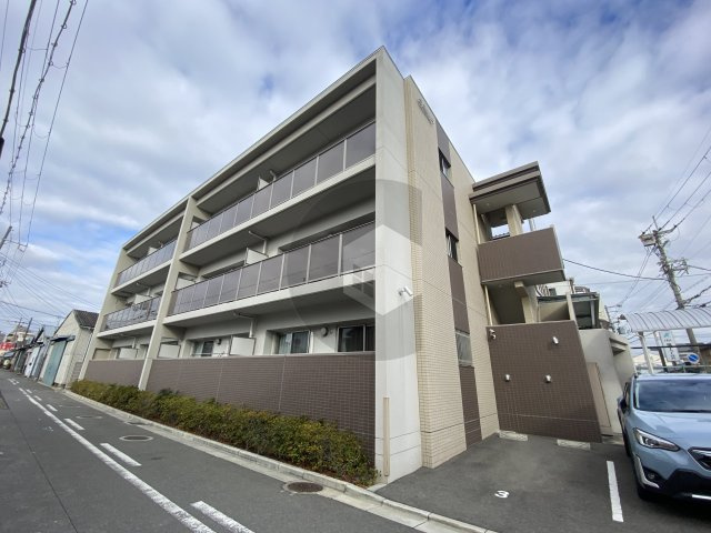 シャンテ高井田