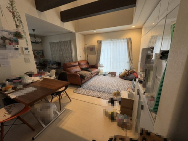 【居間・リビング】 | 古河市雷電町　中古戸建