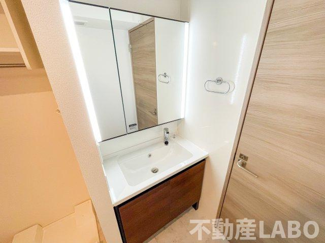 Clashist平野西Eastの洗面所