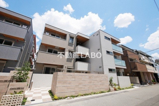 Clashist平野西Eastの外観