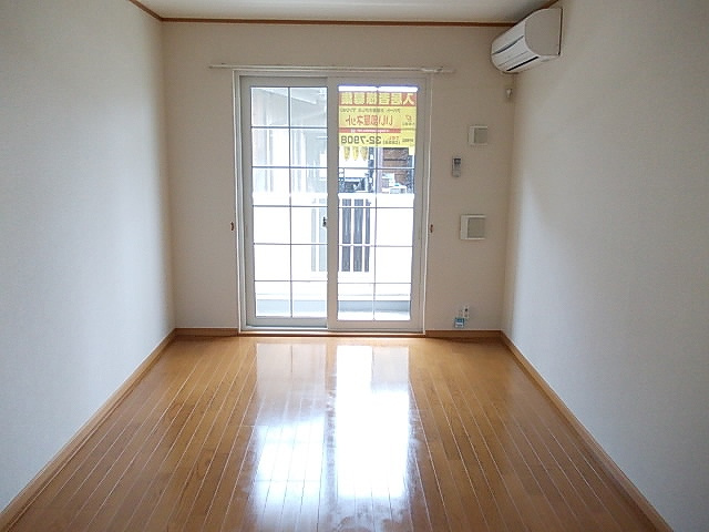 トゥー・ル・モンドＣの居間・リビング