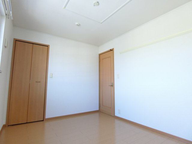 マ　ヒューナ　Ａの洋室