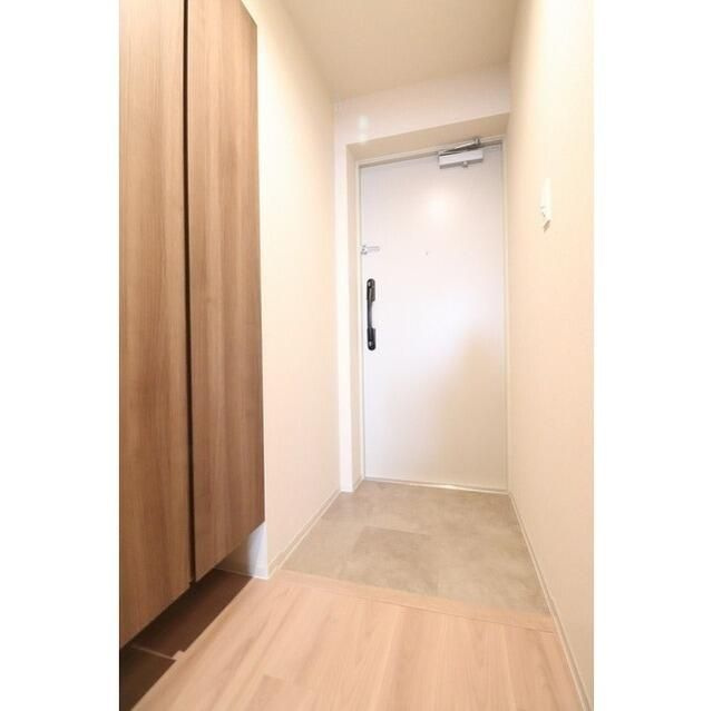 ウェルスクエア駒込の玄関