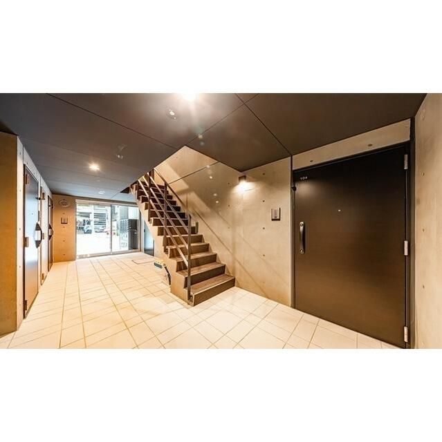 ウェルスクエア駒込のエントランス