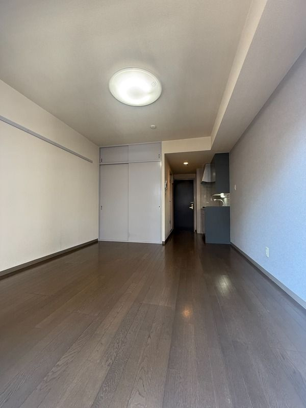 府中ウエストの内装