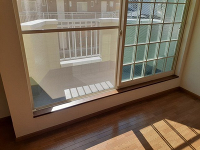 【バルコニー】 | グリーンヴィラージュＢ