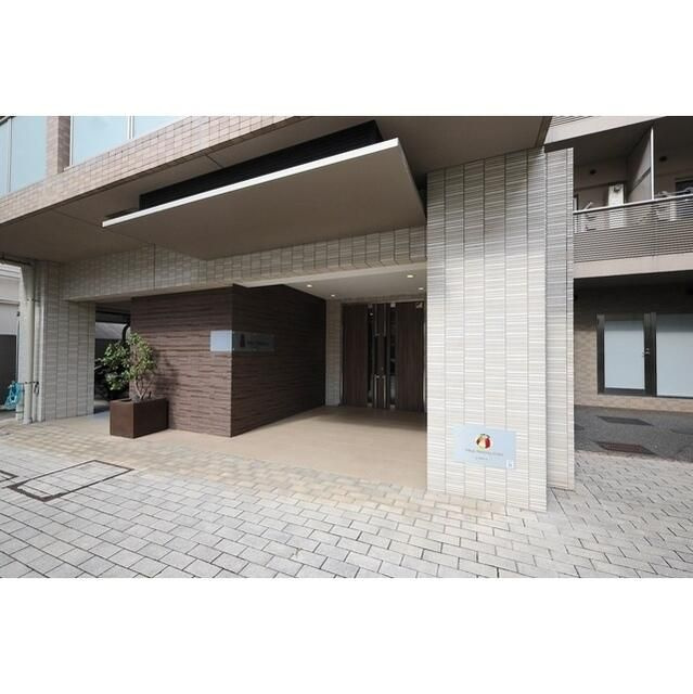 ウィルテラス滝野川のエントランス