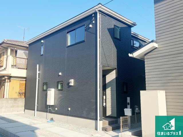 加古川市別府町新野辺北町　第7期　新築一戸建ての外観|周辺は落ち着いた街並みの住宅地！子育てがしやすい住環境です！まだ未完成ですが、現地でしかわからない事もございます。是非一度ご覧ください。