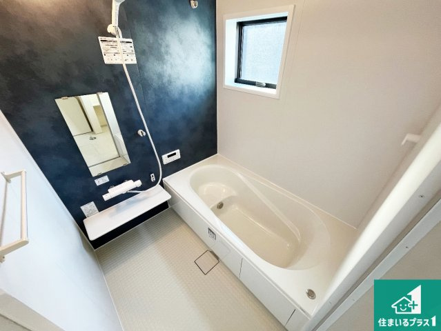 加古川市別府町新野辺北町　第7期　新築一戸建ての前面道路含む現地写真|周辺は落ち着いた街並みの住宅地！子育てがしやすい住環境です！まだ未完成ですが、現地でしかわからない事もございます。是非一度ご覧ください。