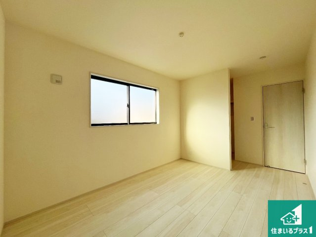 加古川市別府町新野辺北町　第7期　新築一戸建ての外観|周辺は落ち着いた街並みの住宅地！子育てがしやすい住環境です！まだ未完成ですが、現地でしかわからない事もございます。是非一度ご覧ください。