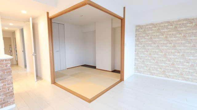 アルファステイツ城西砂子の和室|4.5帖の和室！
リビング横にあるくつろぎスペース！