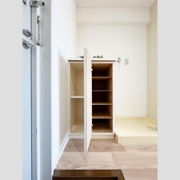 Gran　Pino春日　プランツ・緑地の収納