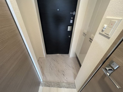 【玄関】 | スワンズシティ梅田シエロ