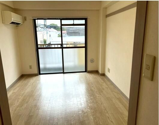 エバーグレイス分倍の居間・リビング