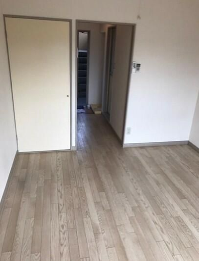 エバーグレイス分倍の内装