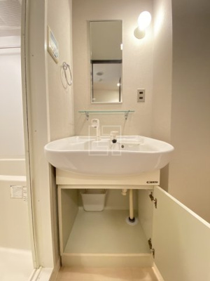 【居間・リビング】 | レジュールアッシュ谷町 | レジュールアッシュ谷町　独立洗面化粧台