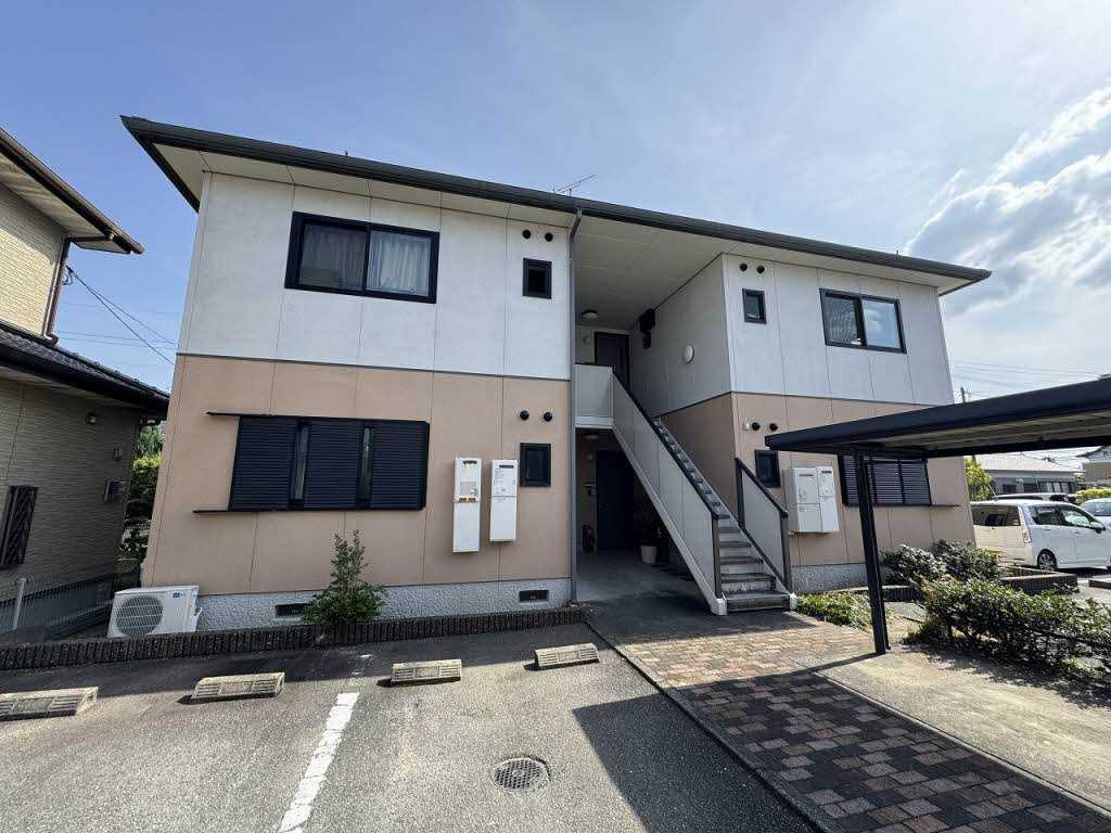 ファミール蔵上 B棟