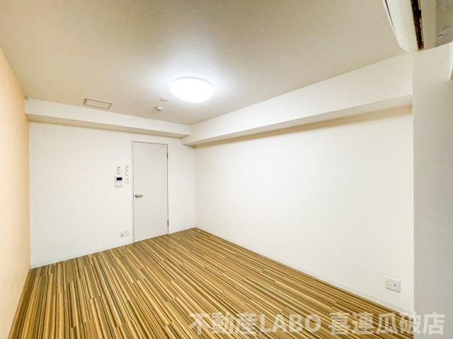 HRフロントリーガル平野の洋室